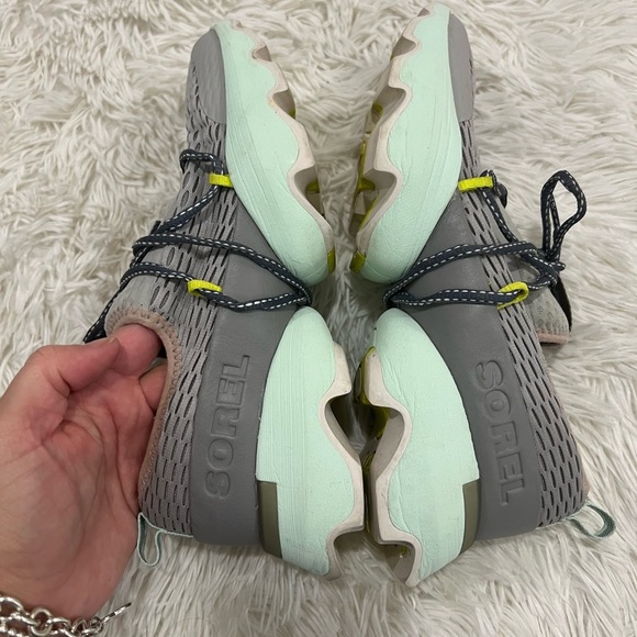 SOREL Kinetic Impact Lace Sneaker - size 8.5 - Picture 5 of 9